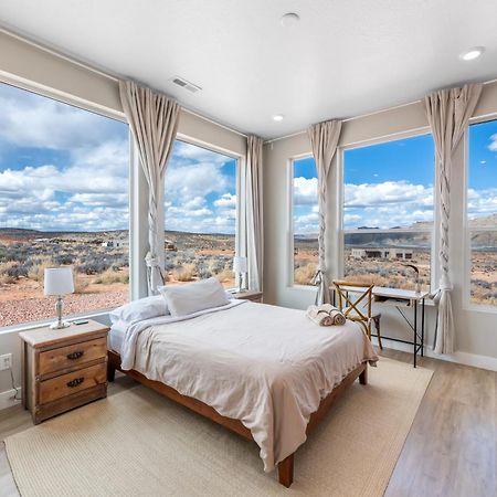 Page Arizona Border Town- Grand Serenity Room With Mesa Views Big Water Kültér fotó